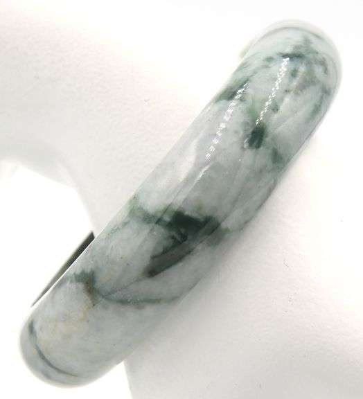 Jade bangle