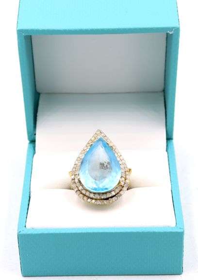 Adorable Massive Brilliant-Cut 18.20CTS Pear Shaped Blue Topaz & Diamond Ring In 14K Yellow Gold Ove