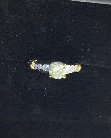 ANTIQUE 18K YELLOW GOLD AND PLATINUM COMBINATION ENGAGEMENT RING