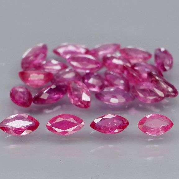 Amazing 4.21ct marquise cut Ruby set