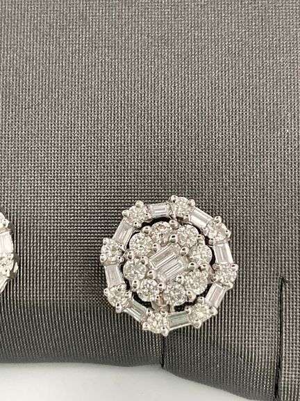 CERTIFIED BRAND NEW 14K WHITE GOLD DIAMOND STUD EARRINGS
