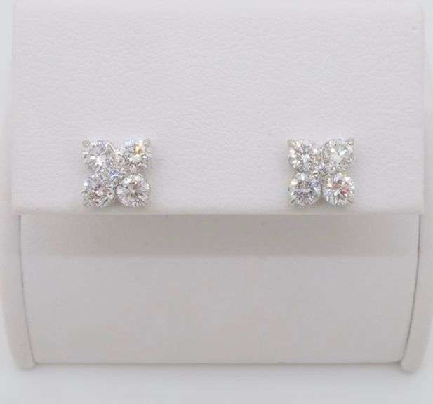 1.15CTW Diamond Clover Stud Earrings
