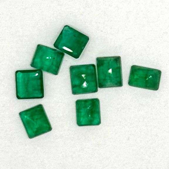 Premium Zambian material!! 8.80ct Emerald set!!!