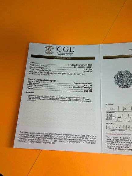 CERTIFIED BRAND NEW 14K WHITE GOLD DIAMOND STUD EARRINGS