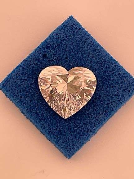 CERTIFIED HEART SHAPED LOOSE DIAMOND 2.20 CARATS