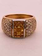 BRAND NEW 18K YELLOW GOLD DIAMOND AND YELLOW SAPPHIRE RING