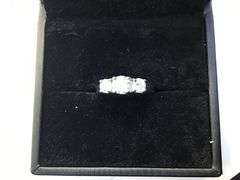 DAZZLING PLATINUM TRILOGY ENGAGEMENT RING