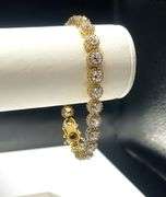 Dazzling 18 Kt Gold Plated 12.5 Ctw Lab Smulated Diamond Tennis Bracelet