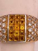 BRAND NEW 18K YELLOW GOLD DIAMOND AND YELLOW SAPPHIRE RING