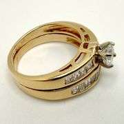 Charming 14K Gold Engagement Ring Set with Small Diamond - Size 6