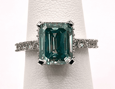 14 Kt White Gold Plate Rare 6.5 Ct VVs1 Emerald Green Fire Moissanite Ring