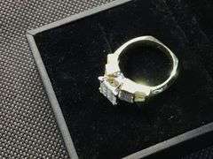 STUNNING 14K TWO TONE GOLD RING
