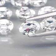 Holy cow! 13.92cts of high fire diamond white Topaz!