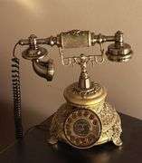 Classic Rotary Telephone with Adjustable Ringtone