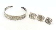 Group lot of Vintage 925 sterling silver jewelry