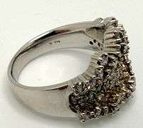 Magnificent 14k white gold diamond ring, size 7.5
