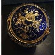 Embossed Metal Ashtray with Lid