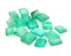 Incredible size! 15.09ct bright green Zambian Emerald set!