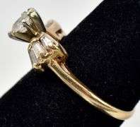Stunning 14K Yellow Gold Diamond Ring