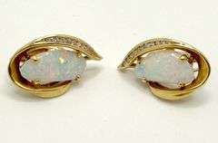 Exquisite 14k Gold Diamond and Fine Opal Set: Ring, Pendant, Earrings