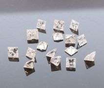 Glittering! Full .77ct set of princess cut Diamonds!