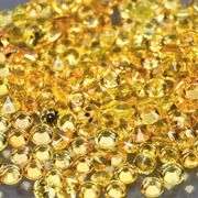 SUPERB!!! VS to eye clean 4.05ct canary yellow Sapphire set