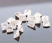 Glittering! Full 1.05ct set of princess cut Diamonds!