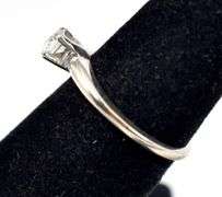 Dazzling 14K White Gold Solitaire Diamond Ring