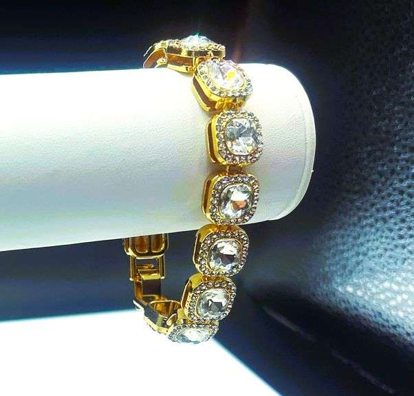 Sparkling 14 Kt Yellow Gold Plated 40 Ctw Simulated Diamond Bracelet