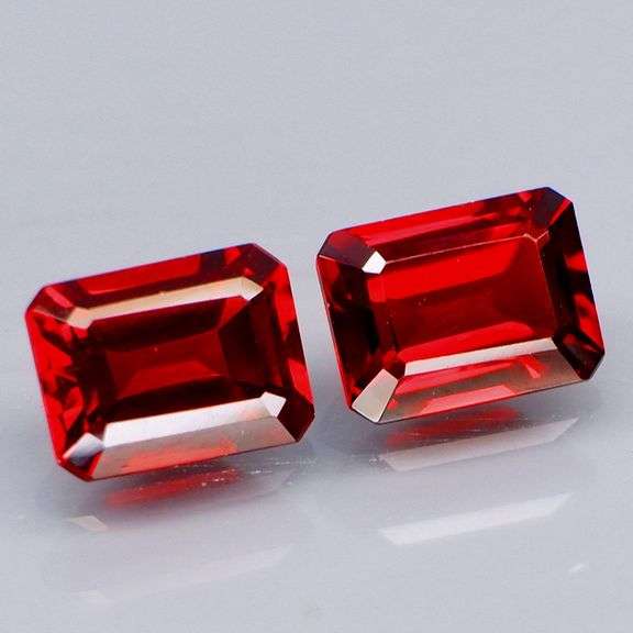 Lavish 4.01ct set of UNTREATED 8x6 Mozambique Garnets!