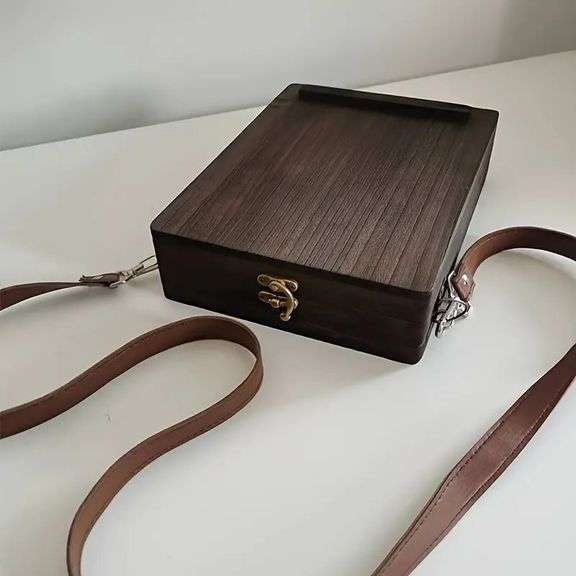 Retro-Style Wooden Writer & Artist Portable Box