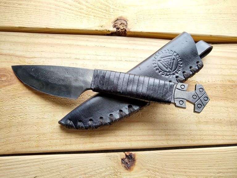Hand-Forged Viking Knife with Leather Case