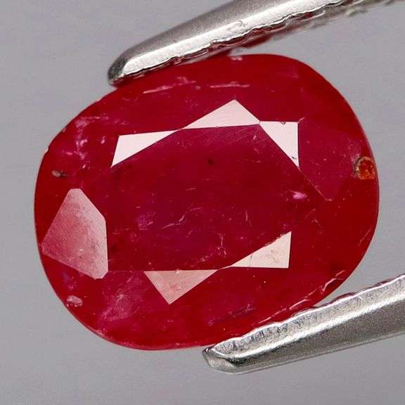Top blood red 1.57ct Ruby from Mozambique -Heated only!!!