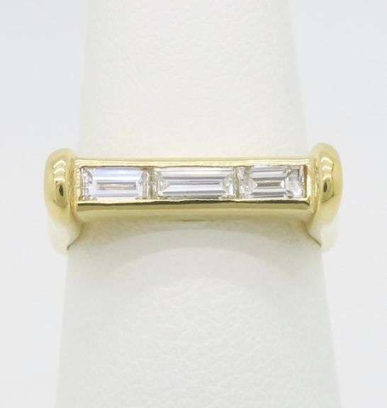 18k Yellow Gold Baguette Diamond Ring