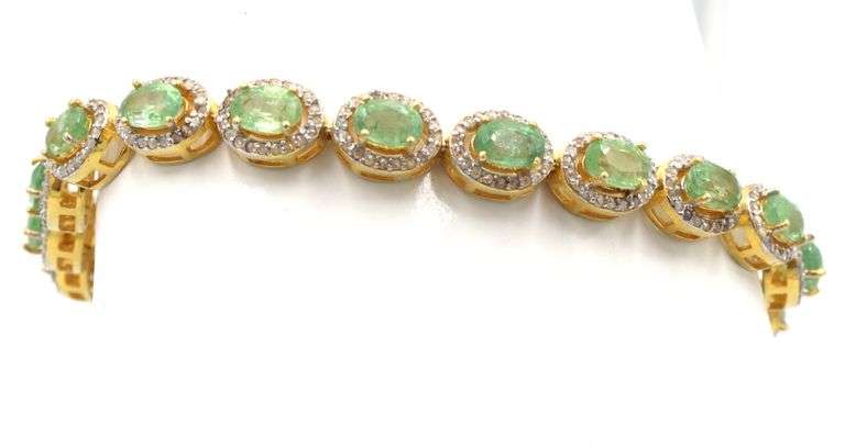 Breathtaking Brand New European 9.60CTW Oval Shaped Emerald Cut Green Sapphire & Diamond Bracelet in