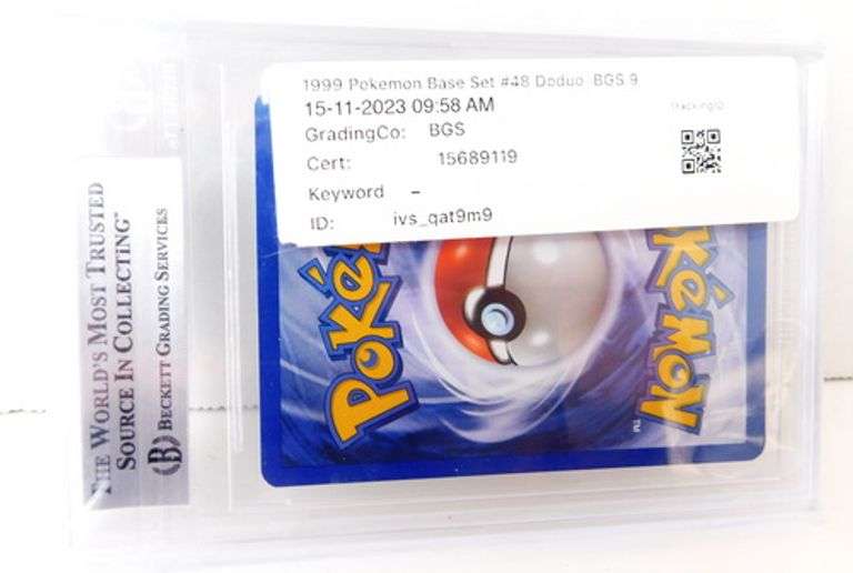 1999 Pokémon Base Unlimited Trade Card, 9 Mint