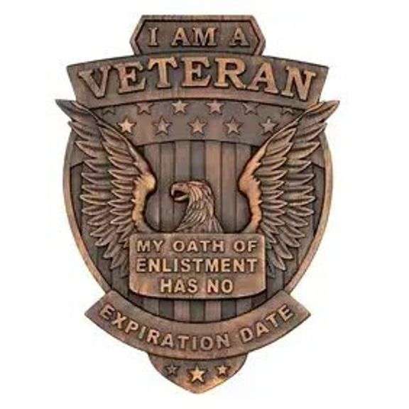 Handcrafted Patriotic Eagle Wall Mount