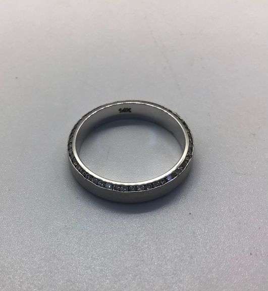 14K WHITE GOLD MEN’S WEDDING BAND