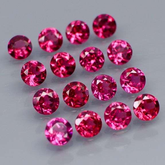 Top violet pink! 5.26ct untreated Rhodolite Garnet set!