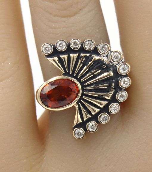 14kt Yellow gold 1.20ctw Citrine and diamond ring