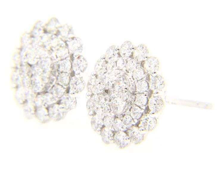 New 1.35ctw Diamond Flower Stud Earrings in 14K
