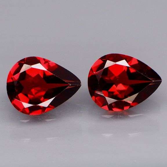 Mozambique red! 4.12ct matched pear cut Garnet pair!