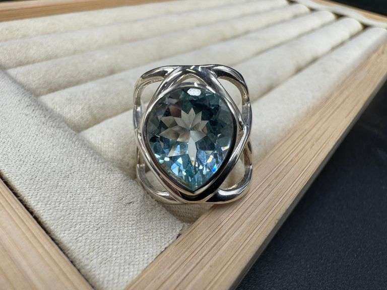 Sterling Silver Blue Topaz Gemstone Ring Size 6