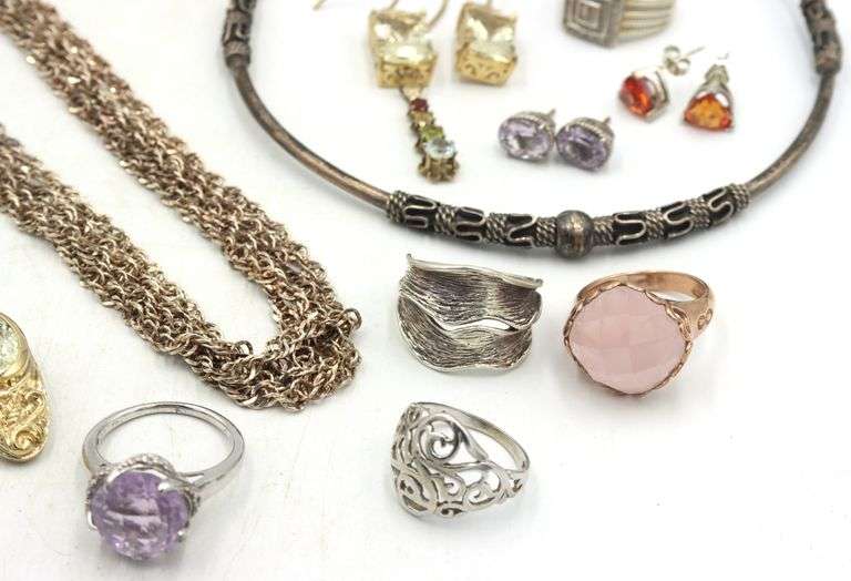 Group lot of Vintage 925 sterling silver mixed jewelry