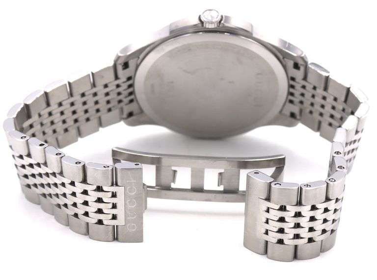 Gucci G timeless quartz brown dial watch