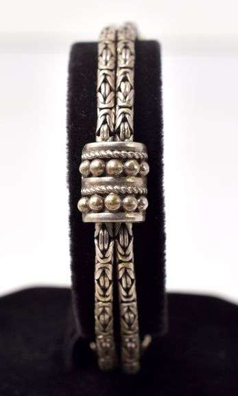 Chain Link Bracelet in Sterling Silver