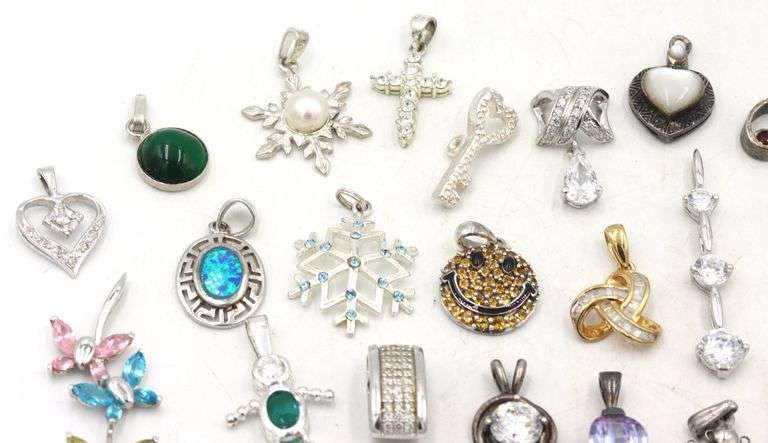 Group lot of Vintage 925 sterling silver pendants