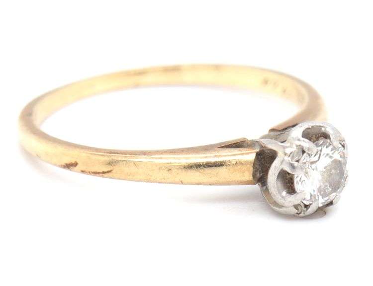 14kt Yellow gold RBC diamond ring