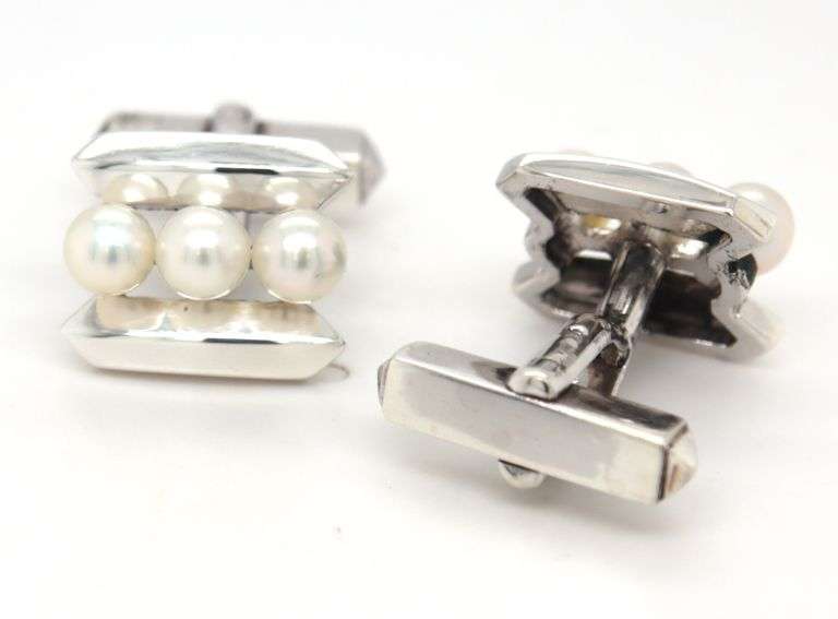 Mikimoto pearl cuff links in sterling silver
