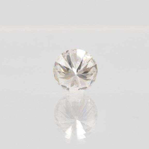 Large 4.5 Ct Sparkling White Lab Simulated Diamond Solitaire